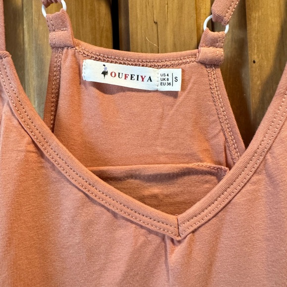 Oufeiya jumpsuit onesie peachy rust  color size small - Picture 4 of 10